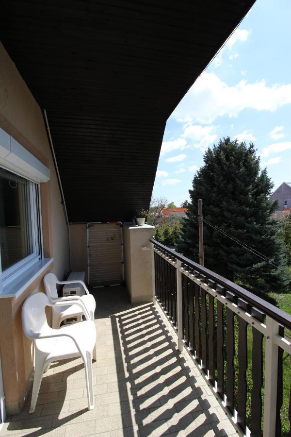 Magdalena Apartmanhaz Keszthely Exterior foto