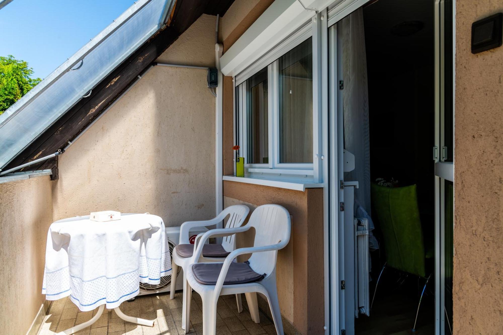 Magdalena Apartmanhaz Keszthely Exterior foto