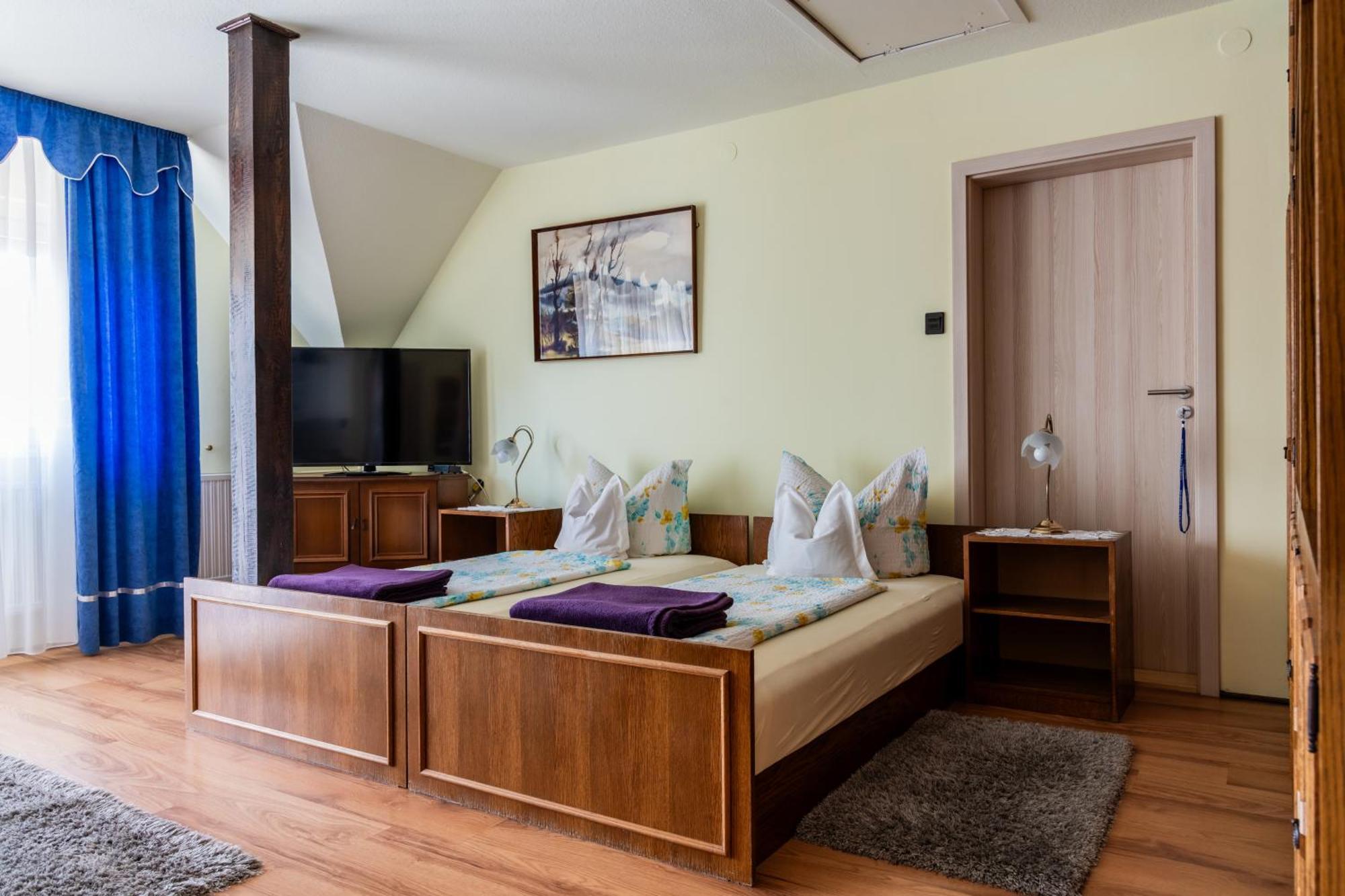 Magdalena Apartmanhaz Keszthely Exterior foto