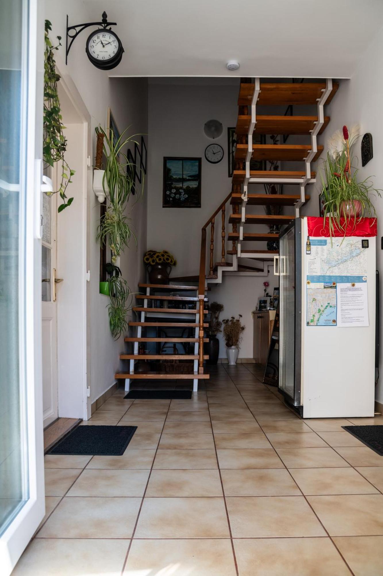 Magdalena Apartmanhaz Keszthely Exterior foto