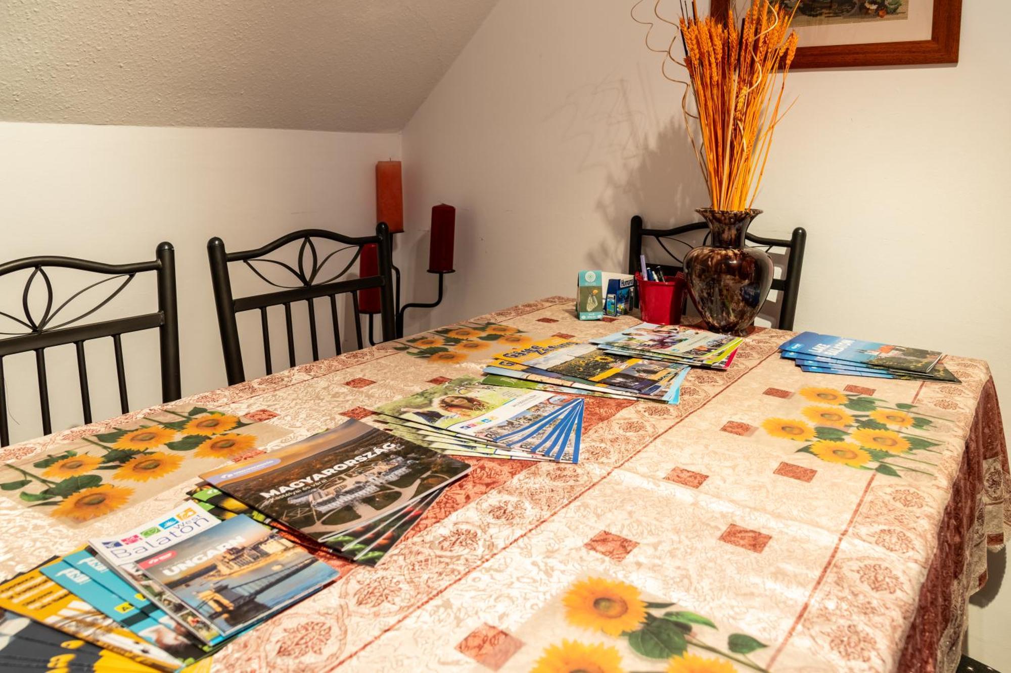 Magdalena Apartmanhaz Keszthely Exterior foto